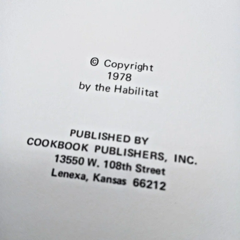Habilitat's Celebrity Cookbook MINT 1978 Cher Burt‎ Reynolds Burnett NOS rare